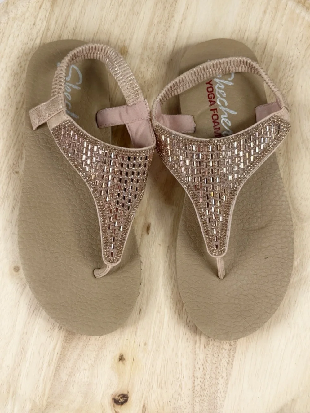 Skechers Meditation Rock Crown Rhinestone Thong Sandals Rose Gold‎ Metallic 8